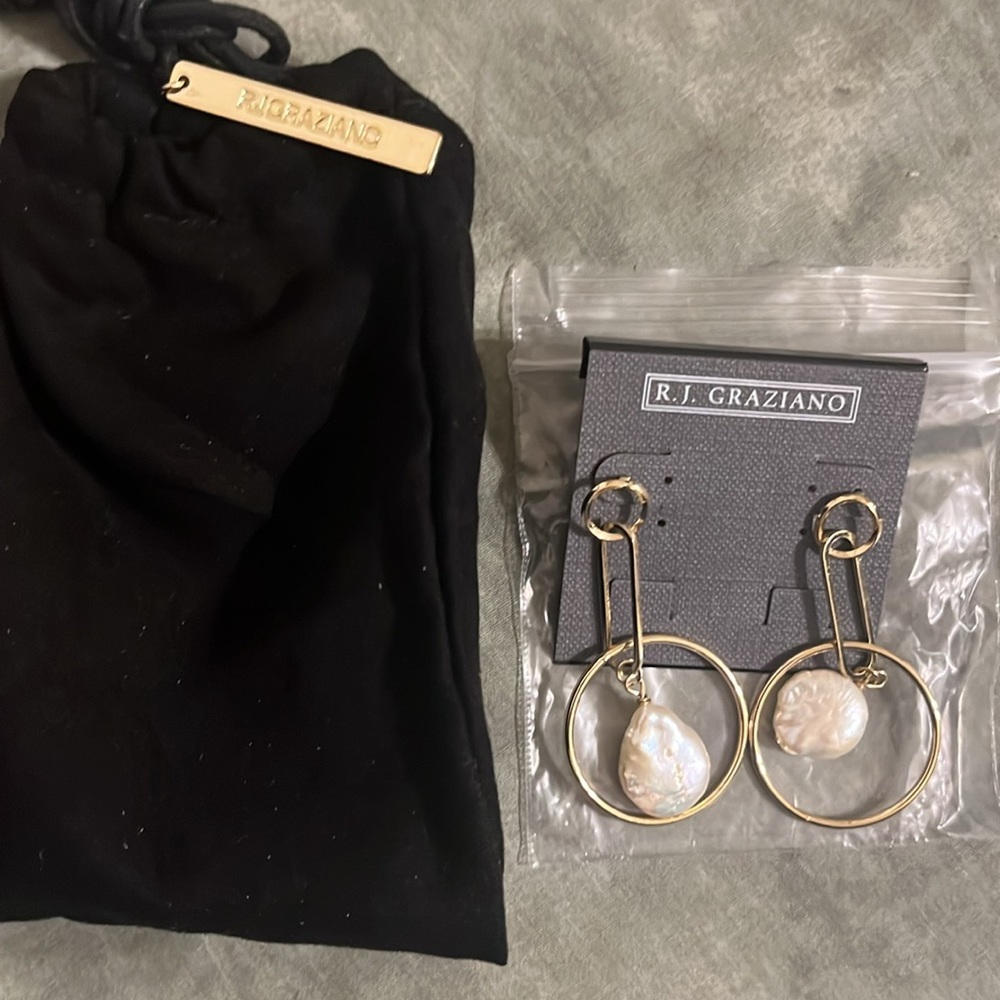 RJ Graziano Hoop Drop earrings goldtone / pearl white marble NEW with pouch